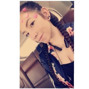 Meet your Posher, Amber